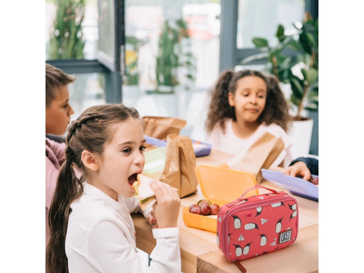 Merkloos Brisby Penguin 1,5 Liter Koeltas 8 Merkloos Brisby Penguin 1,5 Liter Koeltas - Afbeelding 6