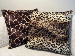 Merkloos Warmpi® Verwarmd Sierkussen - Giraffe -Merkloos 657a1f396d7f05d8