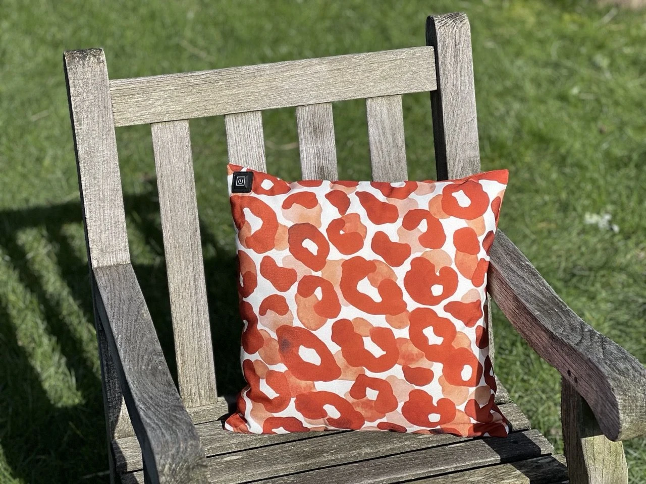 Merkloos Warmpi Verwarmd Outdoor Sierkussen - Macula 4 Merkloos Warmpi Verwarmd Outdoor Sierkussen - Macula - Afbeelding 2